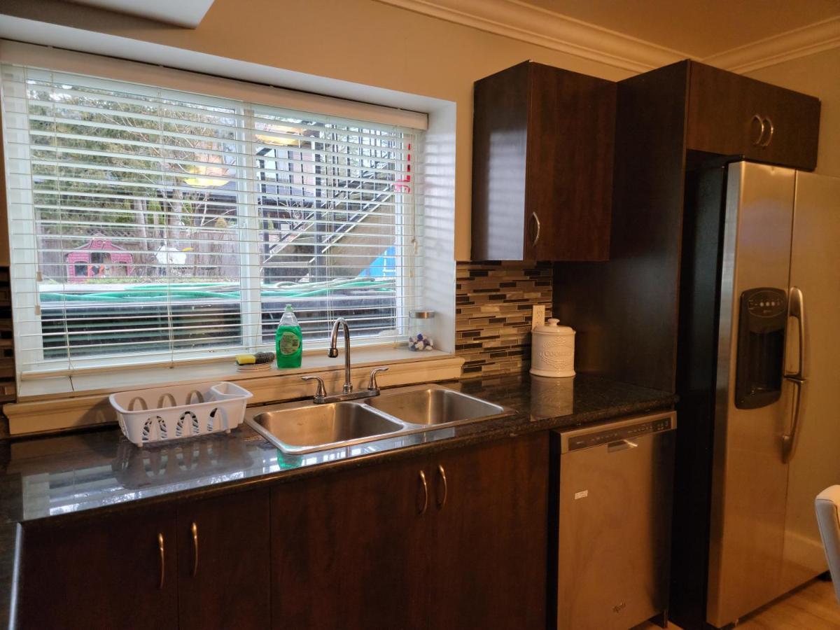 Oscar Inn & 2Bd Family Suite Or Private Room Abbotsford Exterior foto