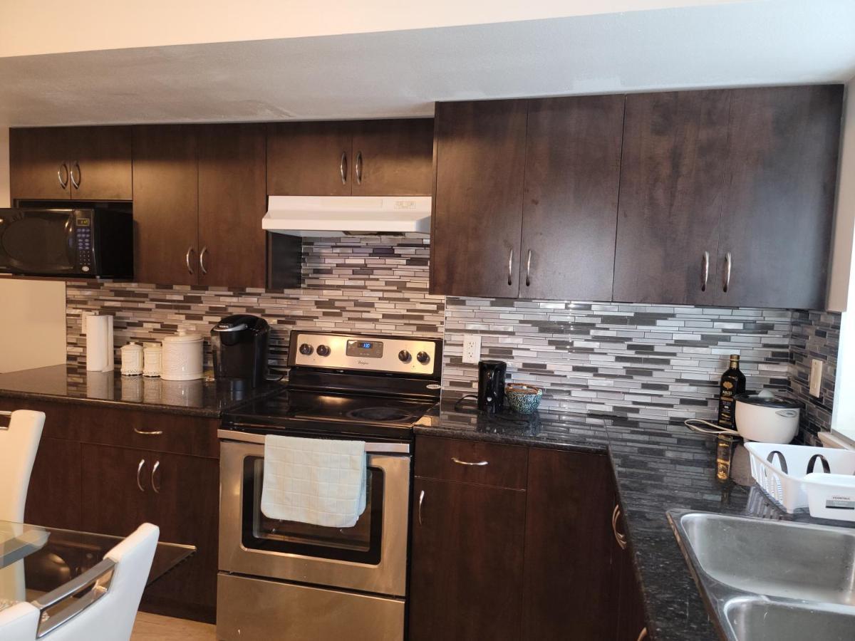 Oscar Inn & 2Bd Family Suite Or Private Room Abbotsford Exterior foto