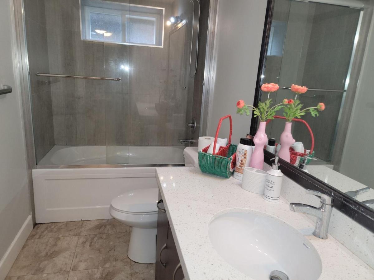 Oscar Inn & 2Bd Family Suite Or Private Room Abbotsford Exterior foto